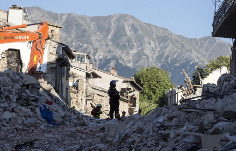 Włochy: poważne uszkodzenia klasztoru klarysek w Camerino