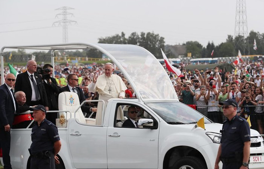 ŚDM: auta papieża we wrześniu trafią na aukcję