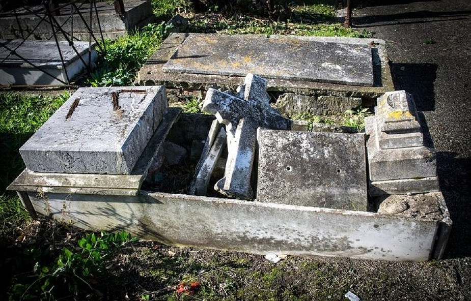 Akt wandalizmu na cmentarzu żołnierzy radzieckich