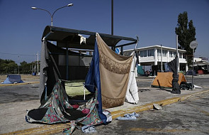 Setki migrantów koczują na terenie włoskich miast 