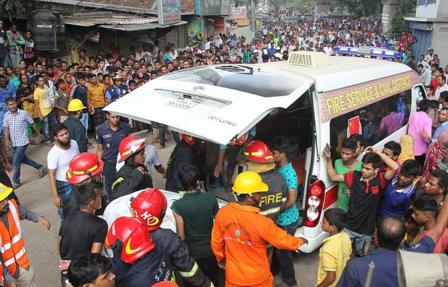 Bangladesz: Już 25 ofiar pożaru w fabryce