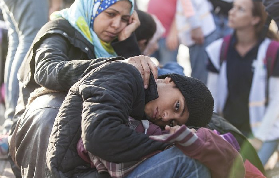 "Le Figaro" ujawnił rządowy plan rozlokowania uchodźców