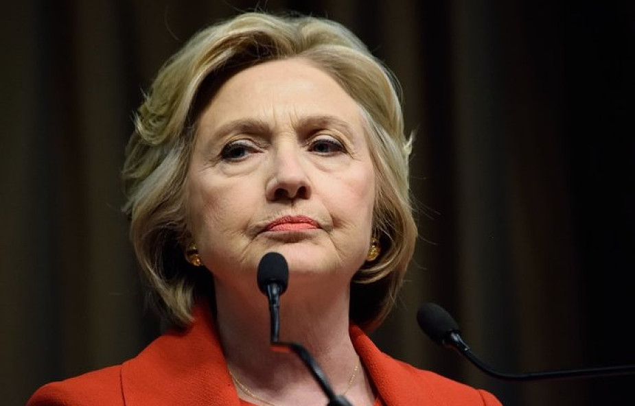 Prasa w USA: skrytość Clinton zaszkodziła kampanii