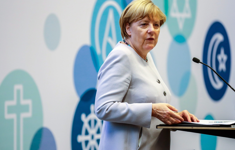 Merkel: burka przeszkodą w integracji