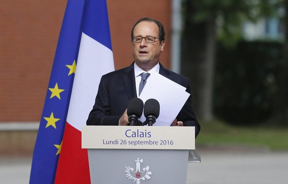 Hollande potwierdza likwidację obozowiska w Calais