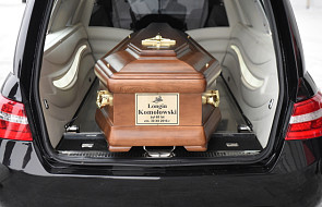 Rozpoczęły się uroczystości pogrzebowe Longina Komołowskiego
