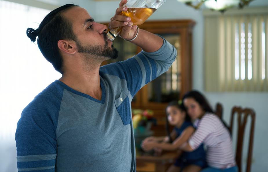 Jak żyć z osobą uzależnioną od alkoholu?