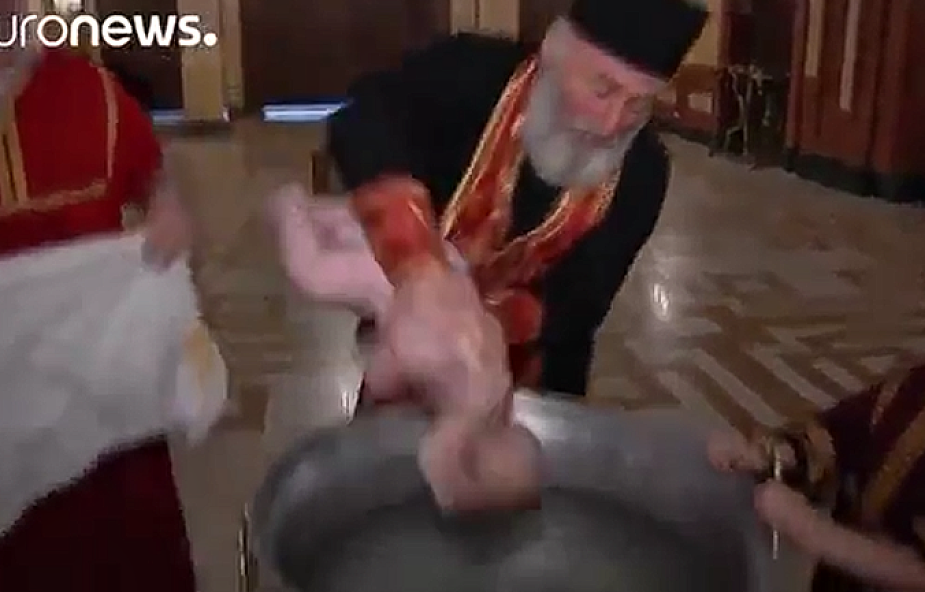 To najbardziej "widowiskowy" chrzest na świecie
