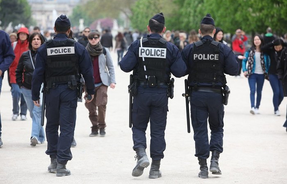 Ekspert o problemie w szeregach francuskiej policji