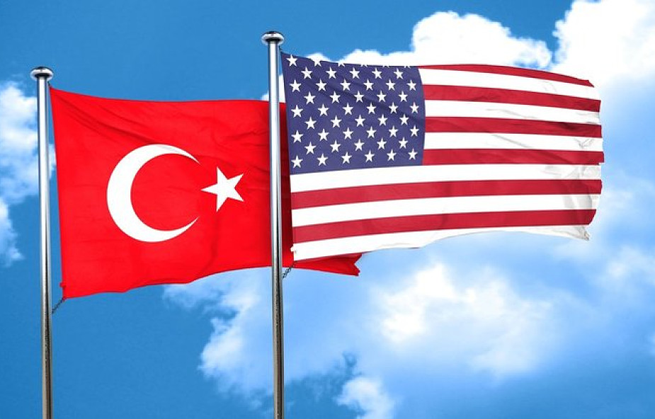 Premier Turcji oskarża Obamę o wspieranie terroryzmu