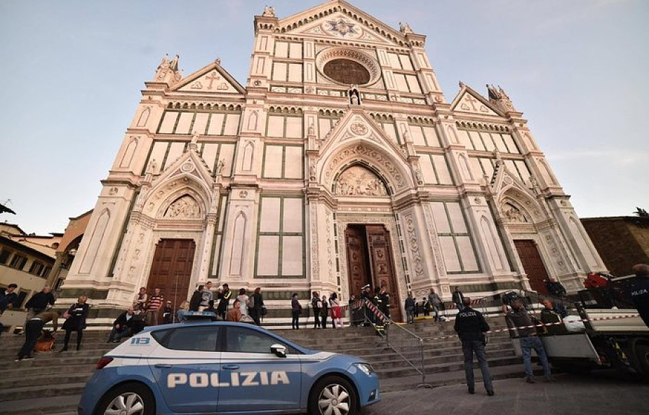Florencja: tragiczna śmierć turysty w bazylice Santa Croce. Kościół pozostaje zamknięty
