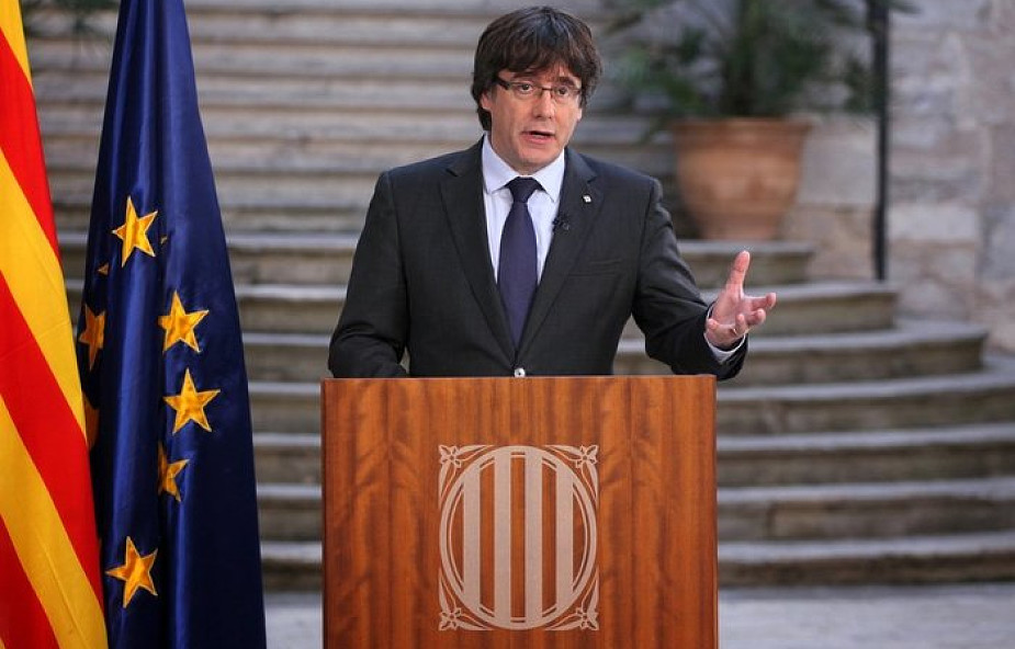Puigdemont apeluje o pokojowy opór przeciw kontroli Hiszpanii nad Katalonią