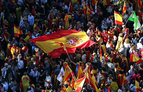 Hiszpania: w Barcelonie marsz 300 tys. zwolenników jedności kraju
