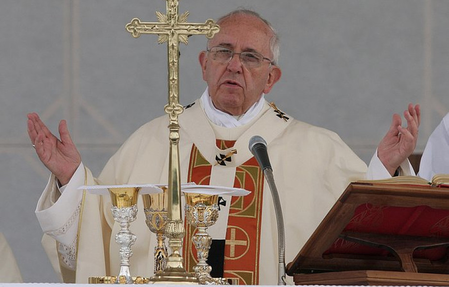 Papieska intencja na październik. "Prawa i godność tych osób są zbyt często gwałcone"