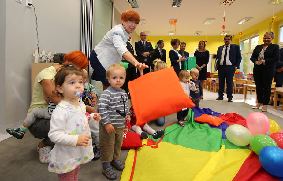 Minister Rafalska: prawie 4 mln dzieci objętych programem 500 plus