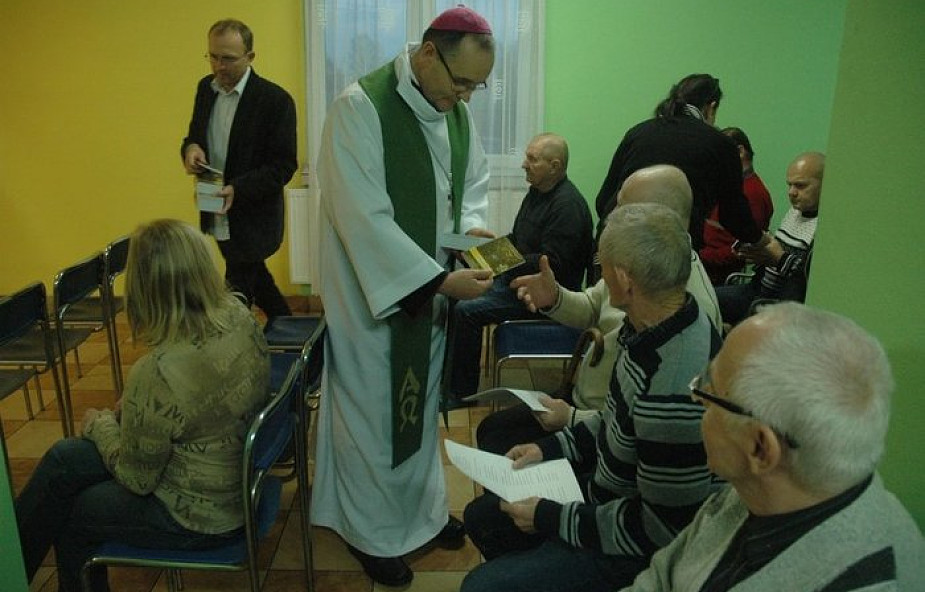 Światowy Dzień Ubogich: bp Przybylski spotkał się z bezdomnymi w Lubojence