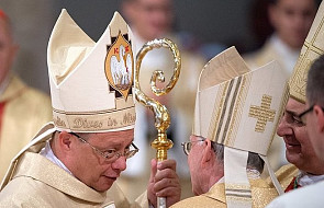 Abp Ryś: liturgia nie zatrzymuje na sobie
