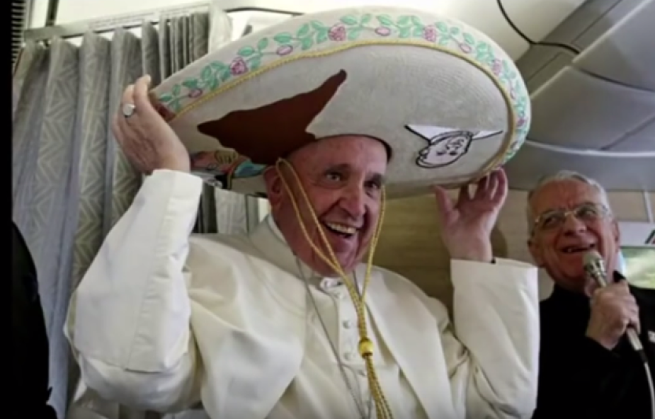 Sombrero papieża na aukcji charytatywnej!