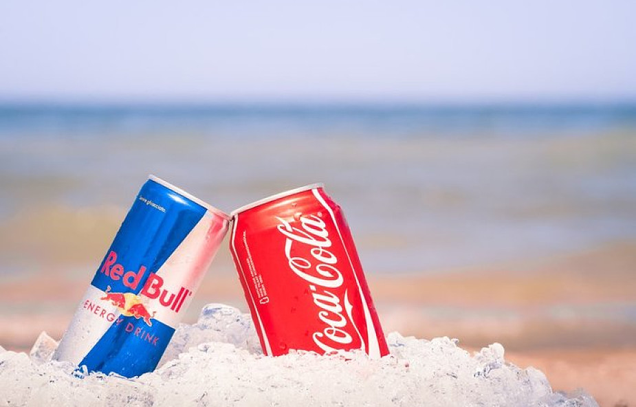 Coca-Cola i Red Bull chcą ograniczyć cukier w swoich produktach