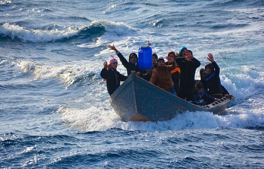 Włochy: nasila się napływ migrantów, 1700 w ciągu doby