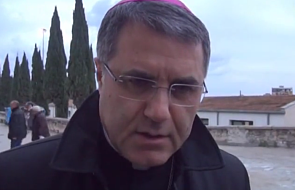 Abp Palermo potępił spalenie żywcem bezdomnego