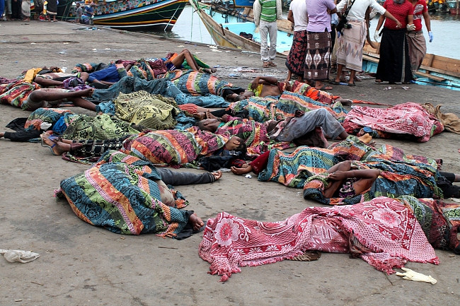 42 zabitych w ataku na statek z somalijskimi uchodźcami - zdjęcie w treści artykułu