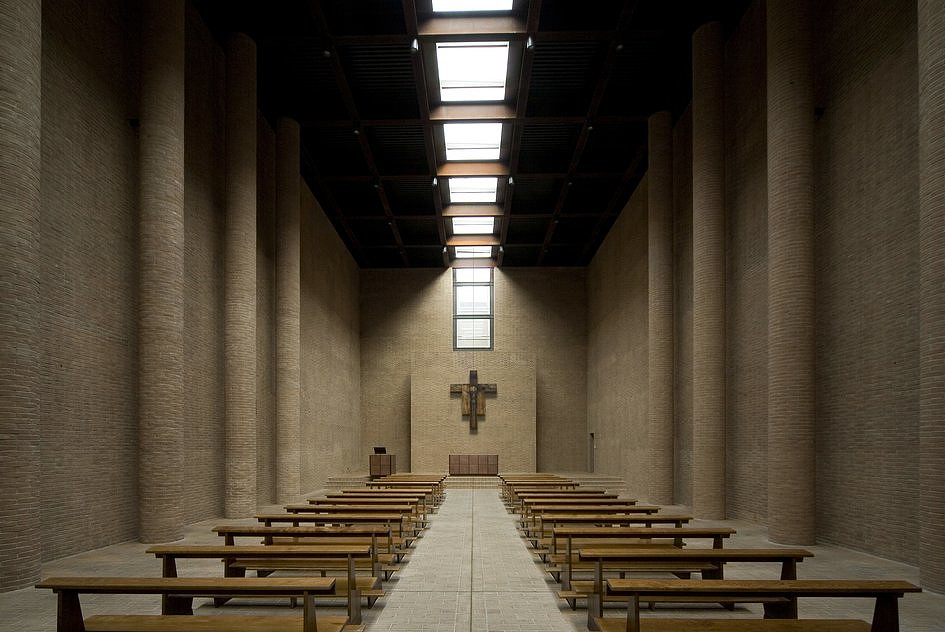 Światło w tym kościele odrywa od ziemi - zdjęcie w treści artykułu nr 2