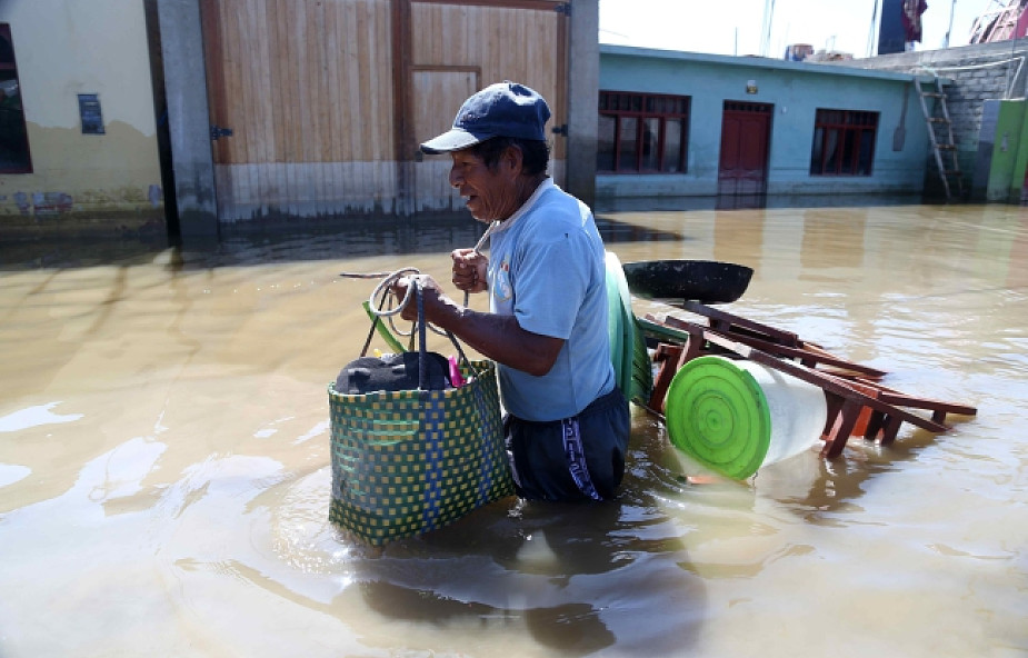 Bp Piotrowski apeluje o modlitwę za dotknięte kataklizmem Peru