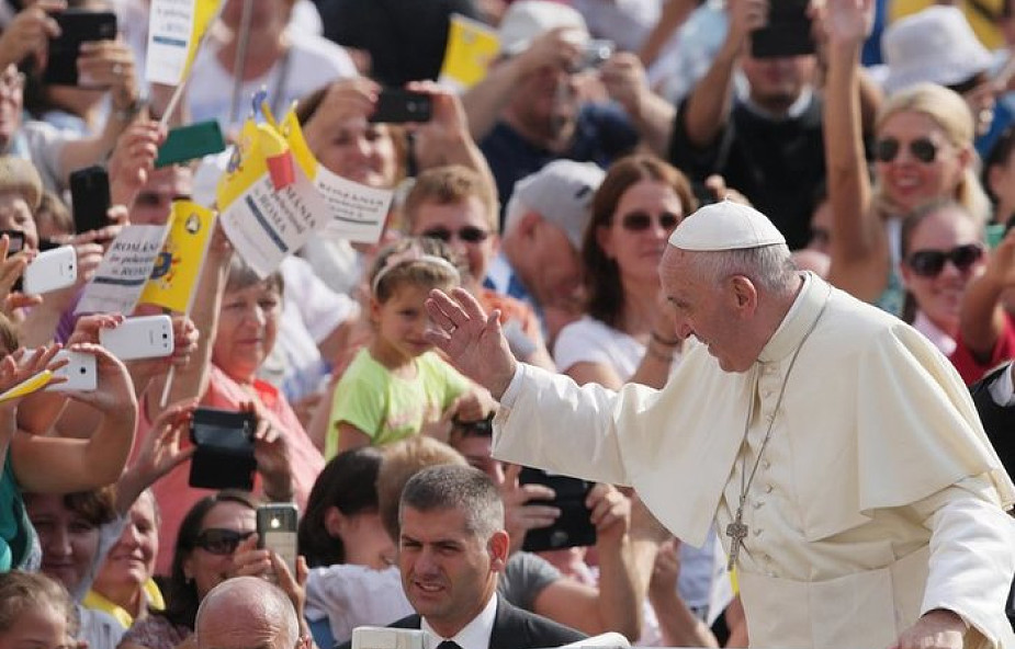 700 tys. wiernych weźmie udział w papieskiej Mszy