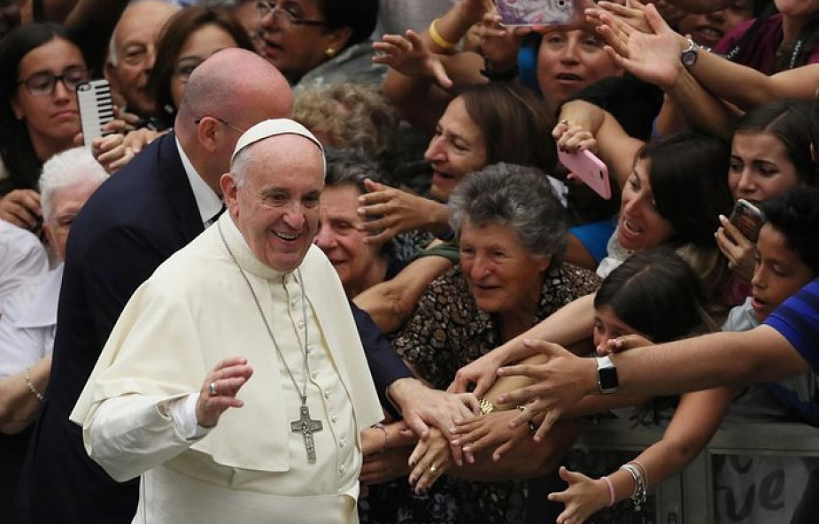 Papież: miłosierdzie ma kluczowe znaczenie w życiu wiary