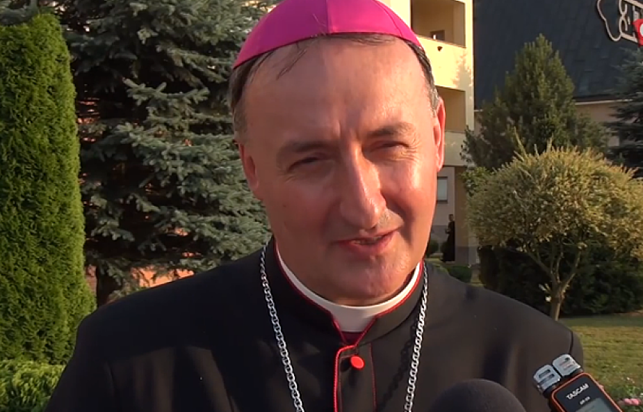 Polski biskup konsekrował kościół pw. Miłosierdzia Bożego w Afryce