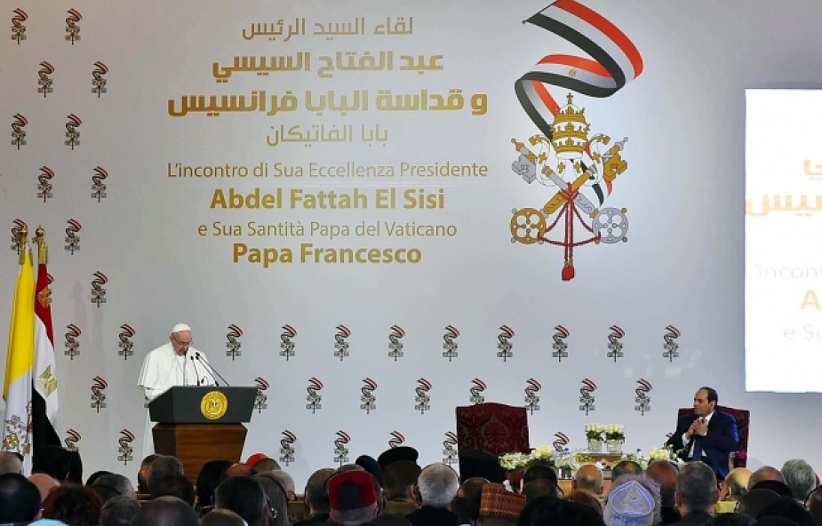 Papież: Egipt musi przebudzić z długiej nocy cierpienia