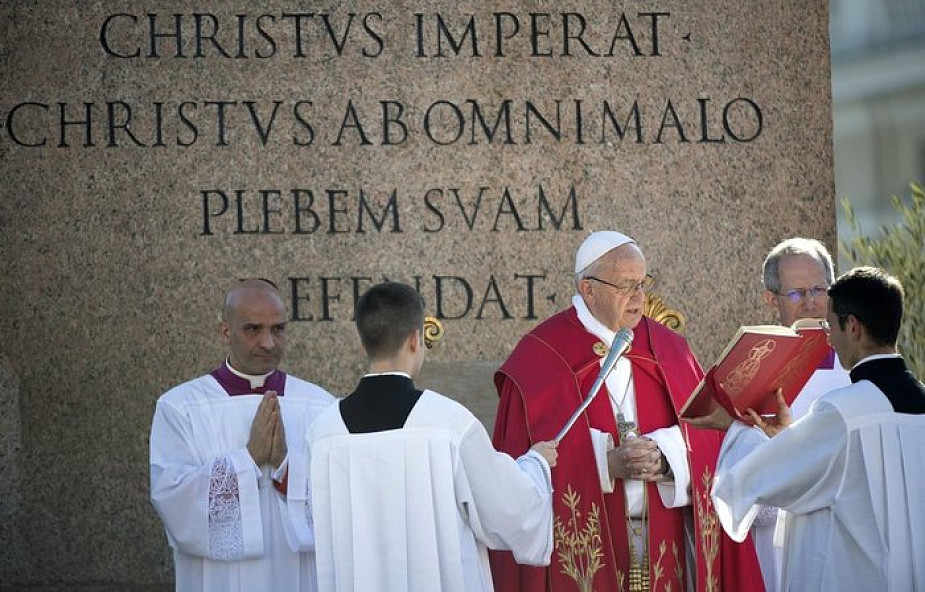 Papież modlił się za ofiary zamachów w Szwecji i w Egipcie