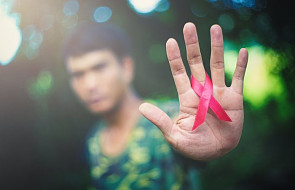Brazylia: nocna modlitwa za chorych na AIDS