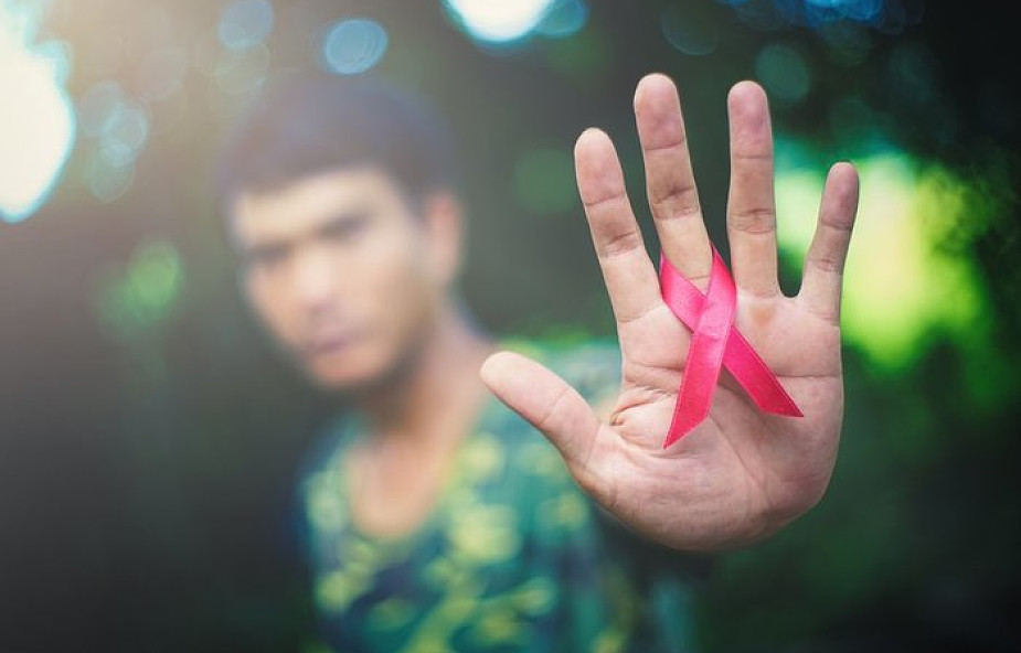 Brazylia: nocna modlitwa za chorych na AIDS