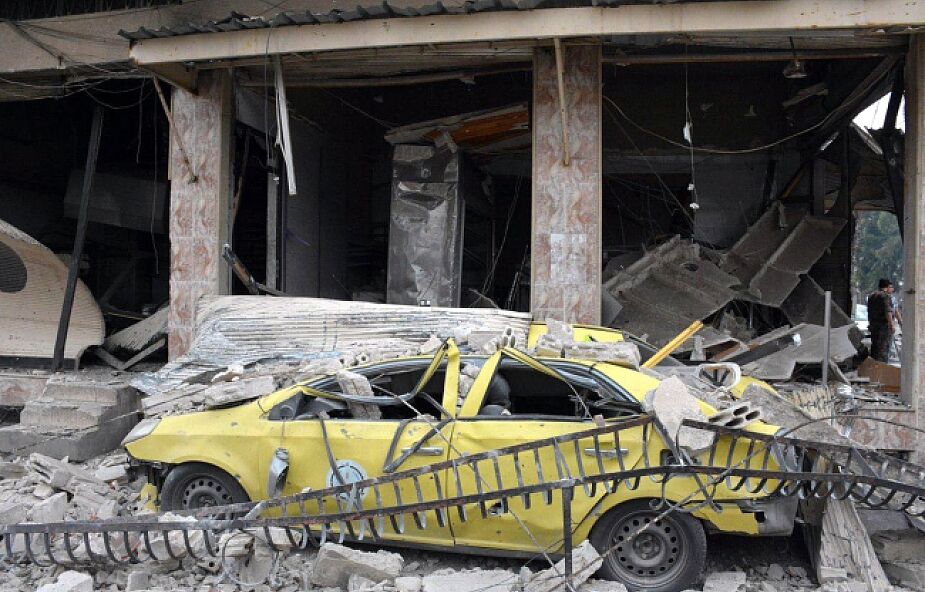 35 osób zginęło w nalocie we wschodniej Syrii