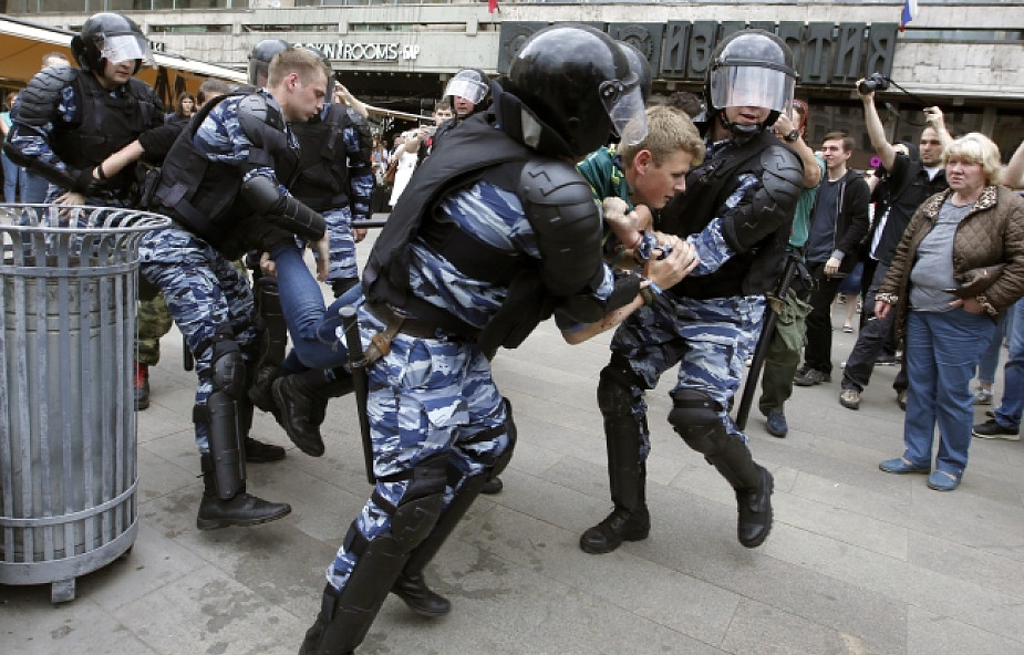 Rosja: około 1000 zatrzymanych podczas protestów