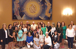Papież spotkał się rozwiedzionymi kobietami