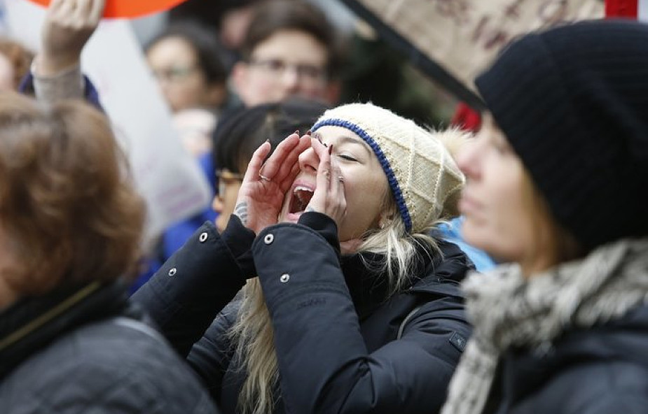 Słowacja: demonstracje młodzieży przeciwko korupcji