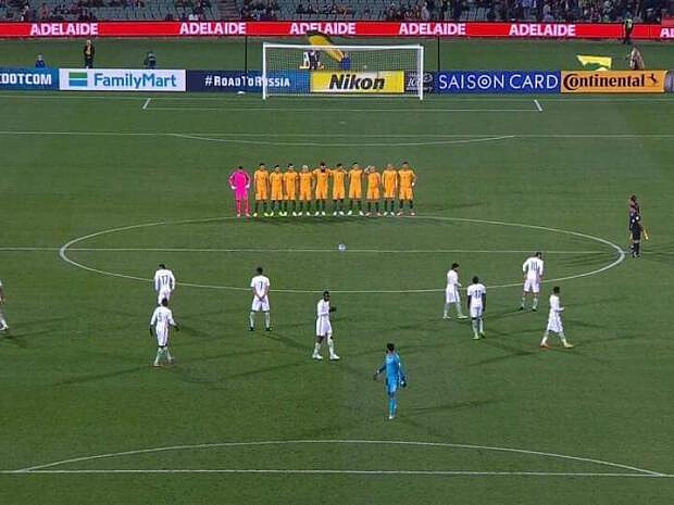 Saudyjscy piłkarze zignorowali minutę ciszy - zdjęcie w treści artykułu