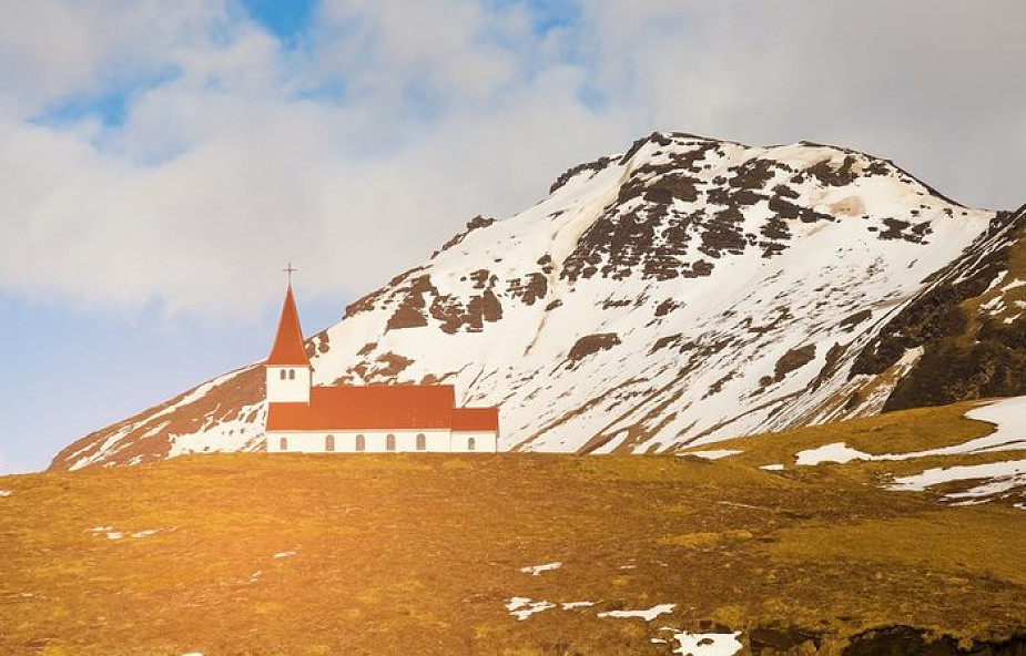 Islandia: Kościół zapowiada ankietę na temat sytuacji parafii