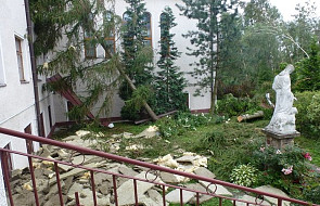 Gniezno: klasztor sióstr karmelitanek poważnie uszkodzony po nawałnicy