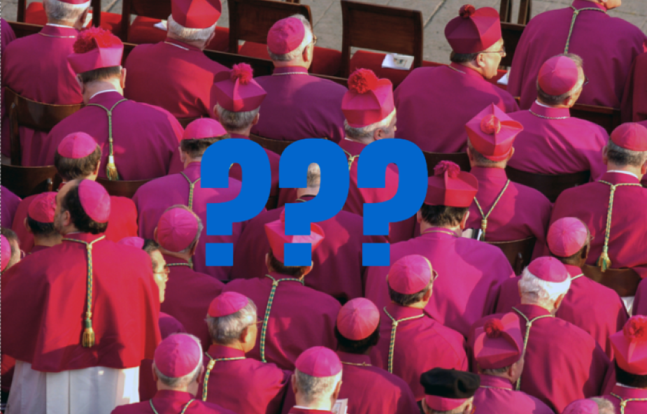 Czym różni się strój biskupa od stroju kardynała?