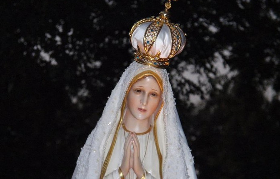 5 pięknych modlitw, które Maryja objawiła w Fatimie