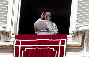 Papież modlił się z wiernymi za ofiary zamachów terrorystycznych