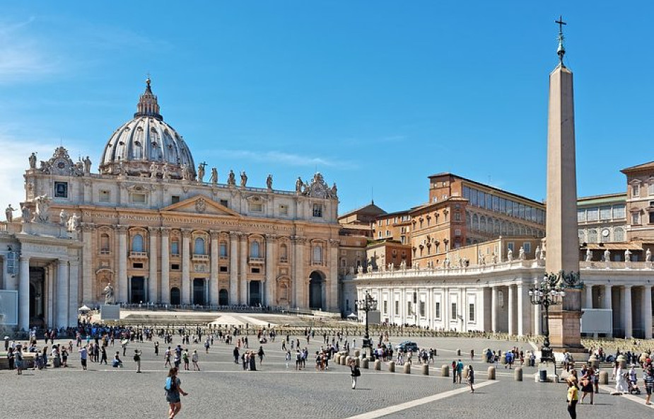 Watykan proponuje ekskomunikę dla członków mafii i łapówkarzy. "Trzeba zwalczać korupcję"