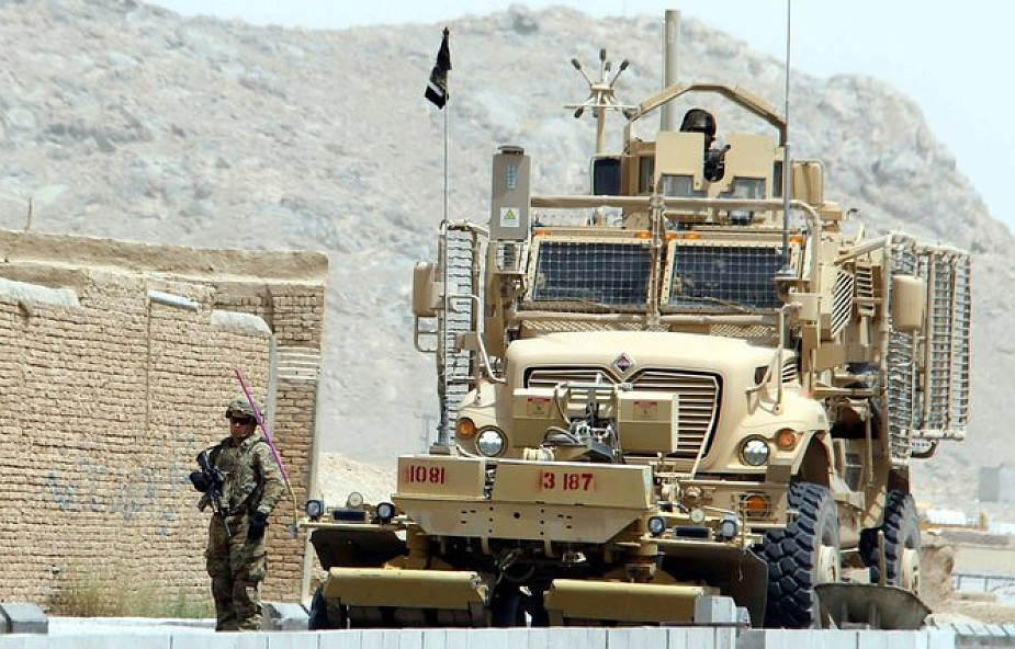 Afganistan, prowincja Kabul: samobójczy atak na konwój wojsk NATO
