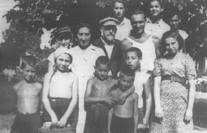 75 lat temu Janusz Korczak ze swoimi wychowankami wywiezieni zostali obozu zagłady
