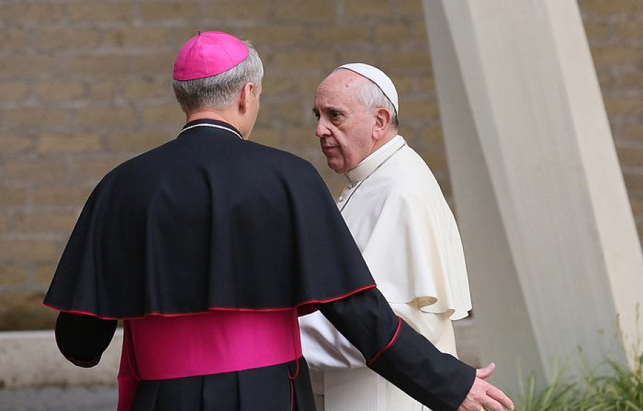 "Papież zmianami personalnymi wstrząśnie całym Kościołem"
