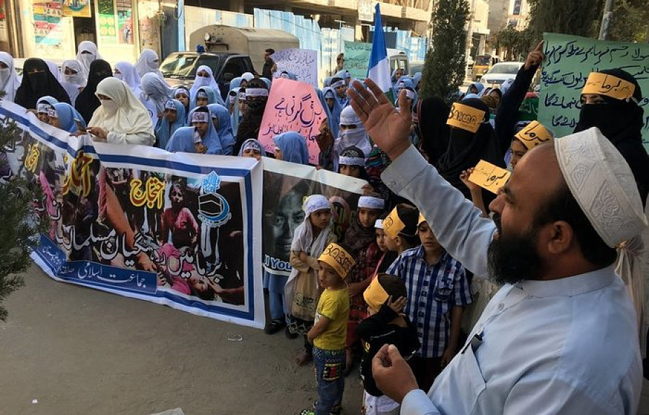Bangladesz: manifestacja muzułmanów na znak poparcia dla Rohingjów